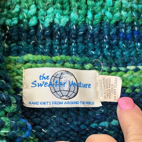 Heavy cardigan with beautiful marled colors - Picture 2 of 10